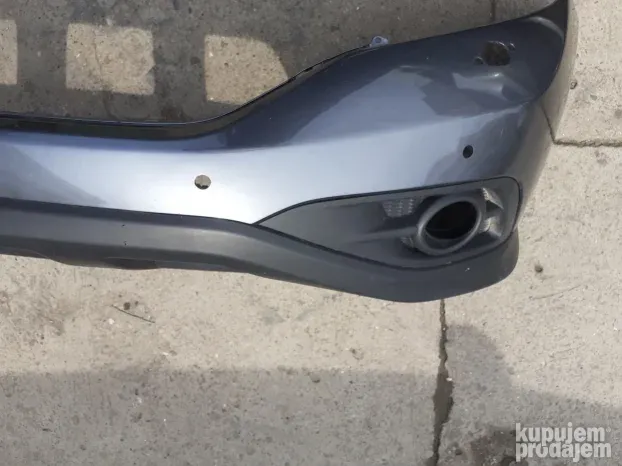 Honda CR-V 4 prednji branik