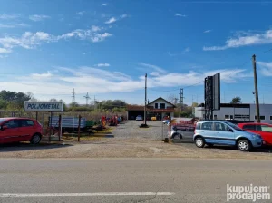 Plac sa poslovnom zgradom - Petrovac na Mlavi