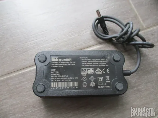 1-22 ALEGRO STC-8127LC punjac 36V-2A  90W