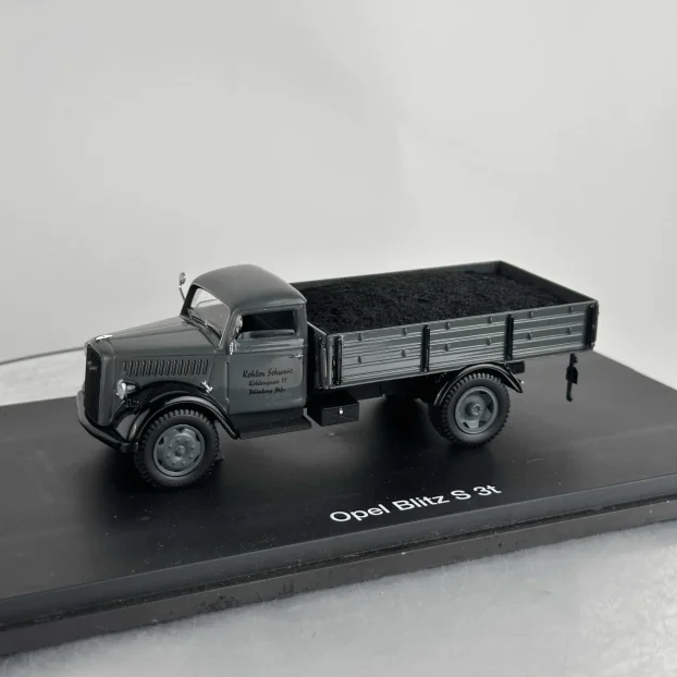 1/43 Schuco Opel Blitz S 3t kamion - KupujemProdajem
