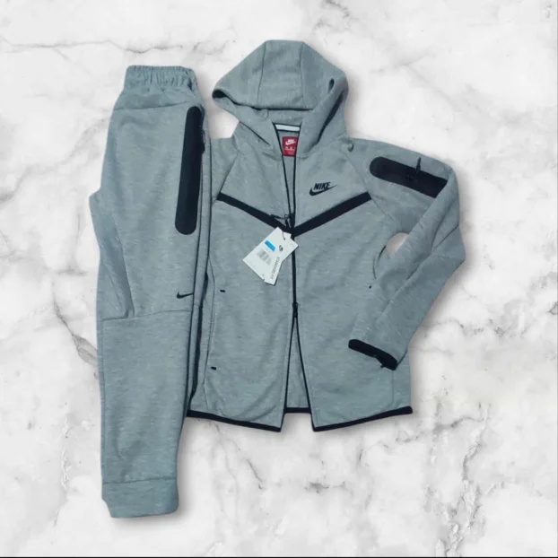 Dečije trenerke Tech novi modeli