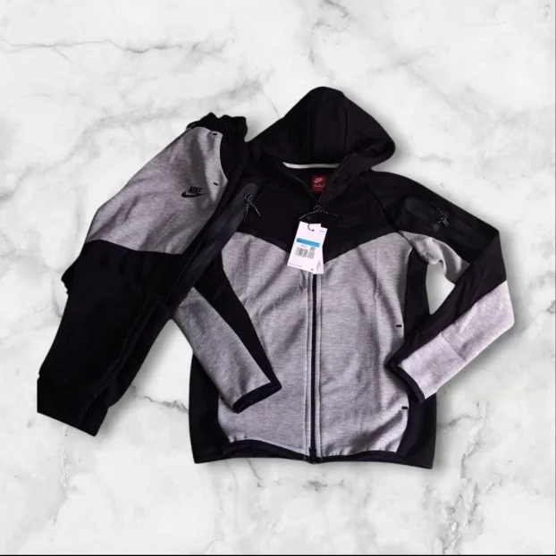 Dečije trenerke Tech novi modeli