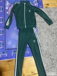 Adidas trenerke vel 8