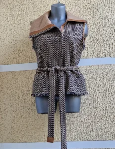 Prsluk od twida sa vunom Escada 36 original