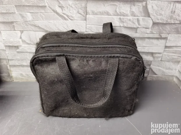 Odys Portable DVD USB 9 inca SET sa 2 ekrana za auto