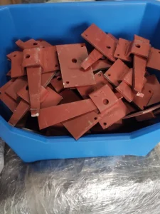 Gradjevinarstvo čelične zabice sa klinom