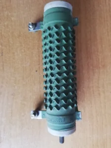 Otpornik 120w 3,9oma promenljiv nov