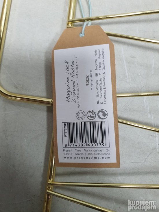 Drzac casopisa novine zlatna boja - PT Living
