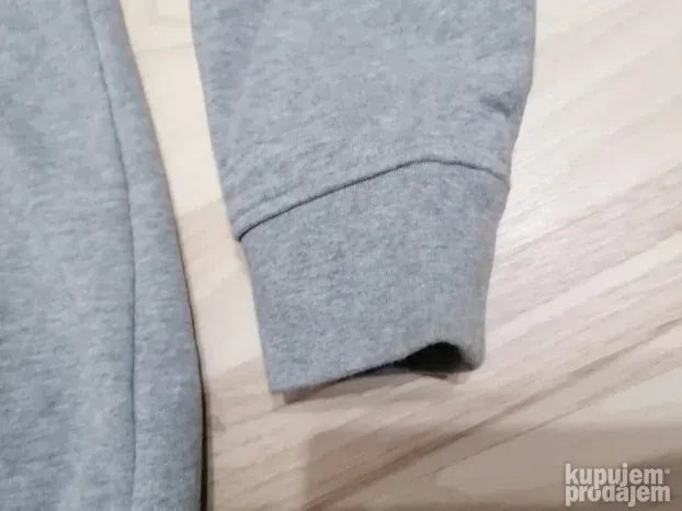 418 - FILA duks ful zip XL/XXL Original TOP