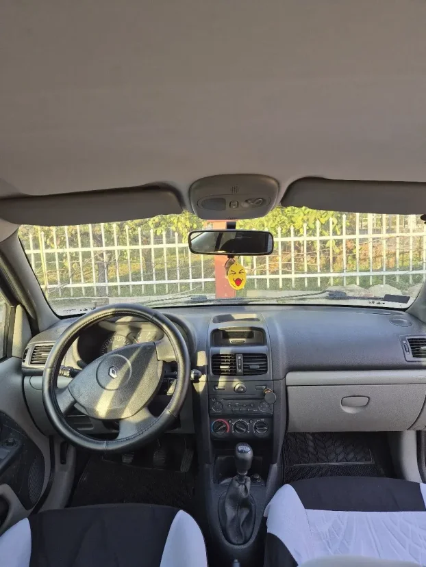 2002 Renault Clio 1.4 16v