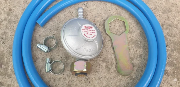 Sigurnosni ventil za plinsku bocu + crevo 1,5m + 2 šelne