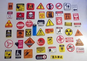50 samolepljivih nalepnica, slicica, stikera, WARNING - UPOZ