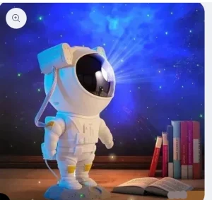 Astronaut projektor. Zvezdano nebo