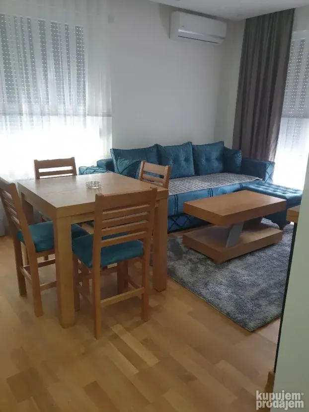 Izdajem stan Vrnjačkoj banji