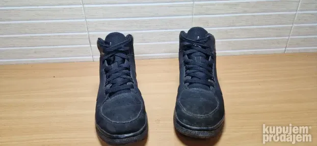 Nike Air Jordan 1