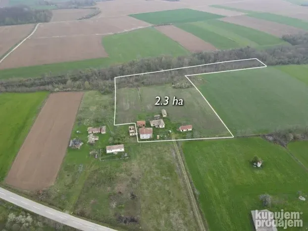 Seosko imanje na 2.3 ha