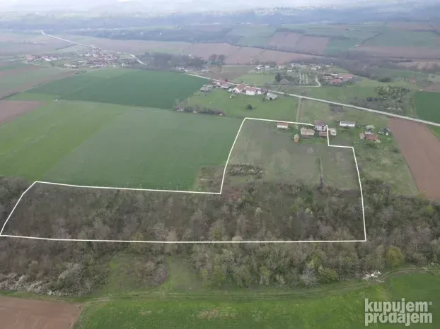 Seosko imanje na 2.3 ha