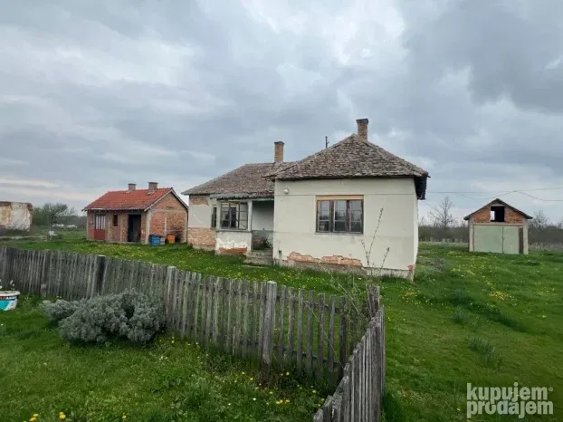 Seosko imanje na 2.3 ha