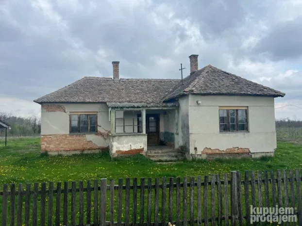 Seosko imanje na 2.3 ha