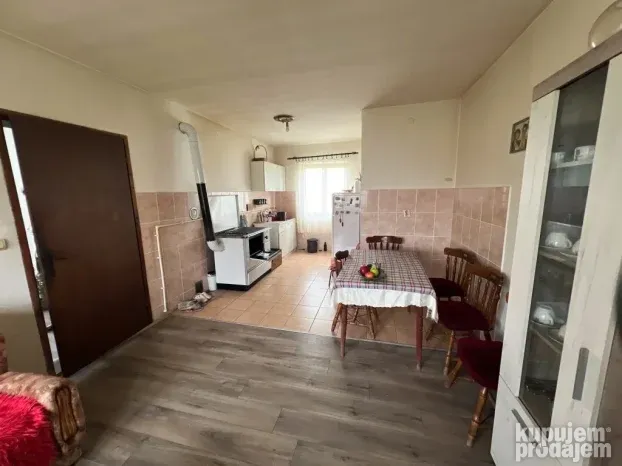 Seosko imanje na 2.3 ha