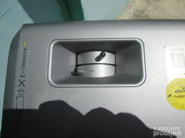 Epson projektor odlican