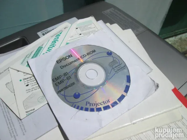 Epson projektor odlican