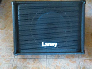 Kontrolne kutije Laney 15+visoki Peavey 15+visoki
