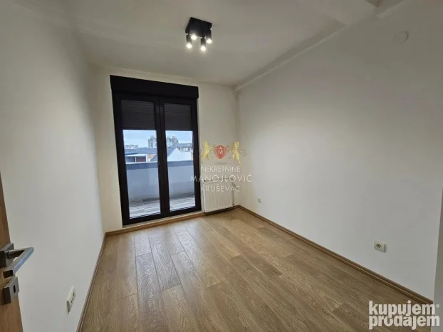 Kruševac, Centar, 4.0 četvorosoban, 103 m²