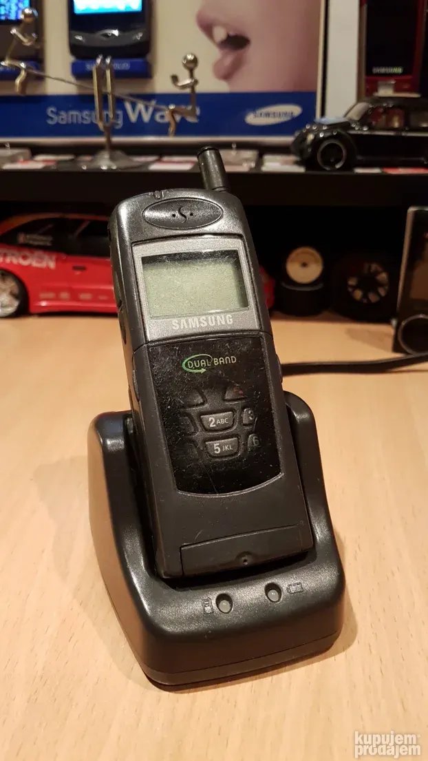 Samsung DESK TOP Dock Punjac