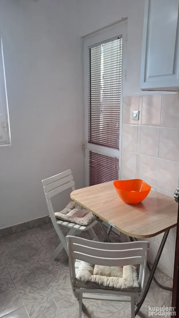 Bar, 1.5, 30 m²