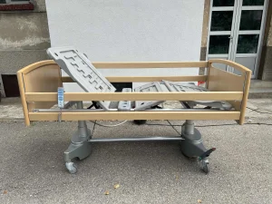 Bolnicki krevet za kucnu negu