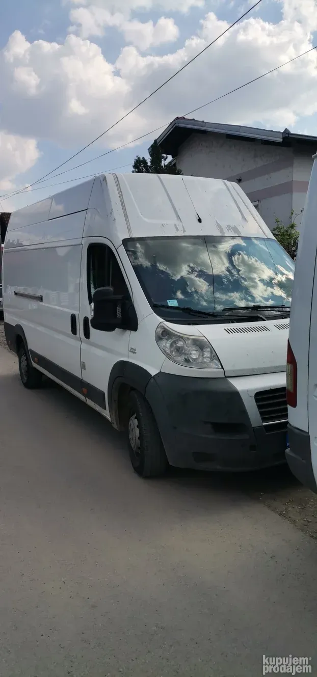 Selidbe i prevoz robe (sa ili bez radnika) povoljno