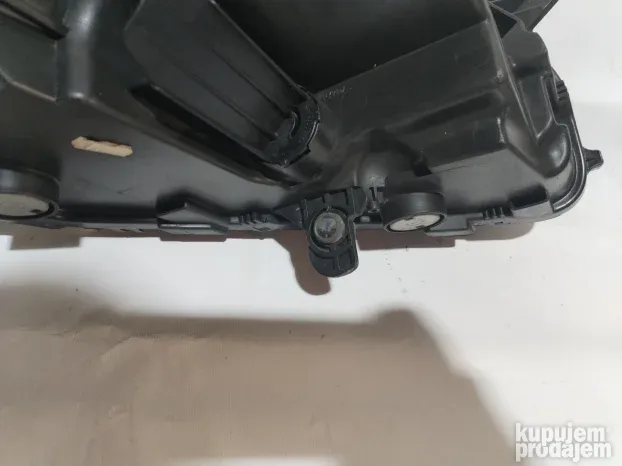 164. Far levi VW Passat B7, od 2011.-2015.g.