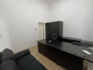 Višenamenski lokal u centru! 18m2