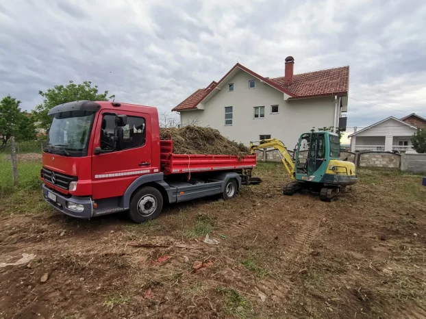 tarupiranje i krcenje zaraslih povrsina