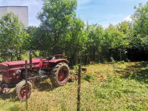 tarupiranje i krcenje zaraslih povrsina