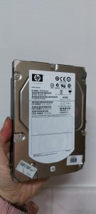 SAS Hard disk od 600Gb velicine 3.5incha za SERVER br.2