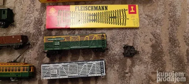 Lima HO, Piko, Mehanotehnika Tempo, Fleischmann vozici