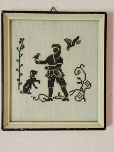 Retro prelep goblen crno beli u drvenom ramu 27x24cm