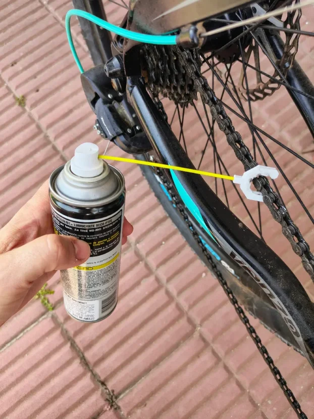 Nastavak za podmazivanje/čišćenje lanca za bicikle