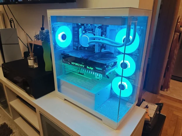 Zver RTX 3080 Ti 12GB/i7 12700/32GB DDR5/4K/RGB White