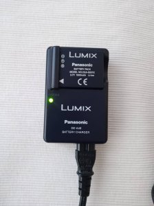 Lumix Panasonic punjac DE-A46 za CGA-S007 baterije