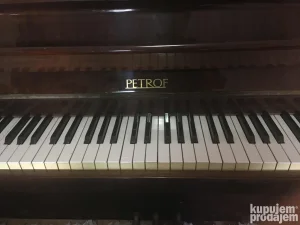 pianino petrof 3 pedale