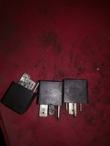 Relej 12v 50a 4 izlaza