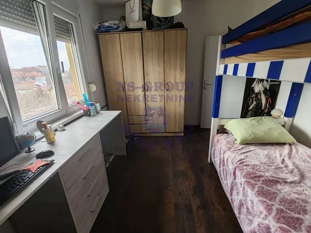 559447, Nova Detelinara, 3.0 trosoban, 74 m²