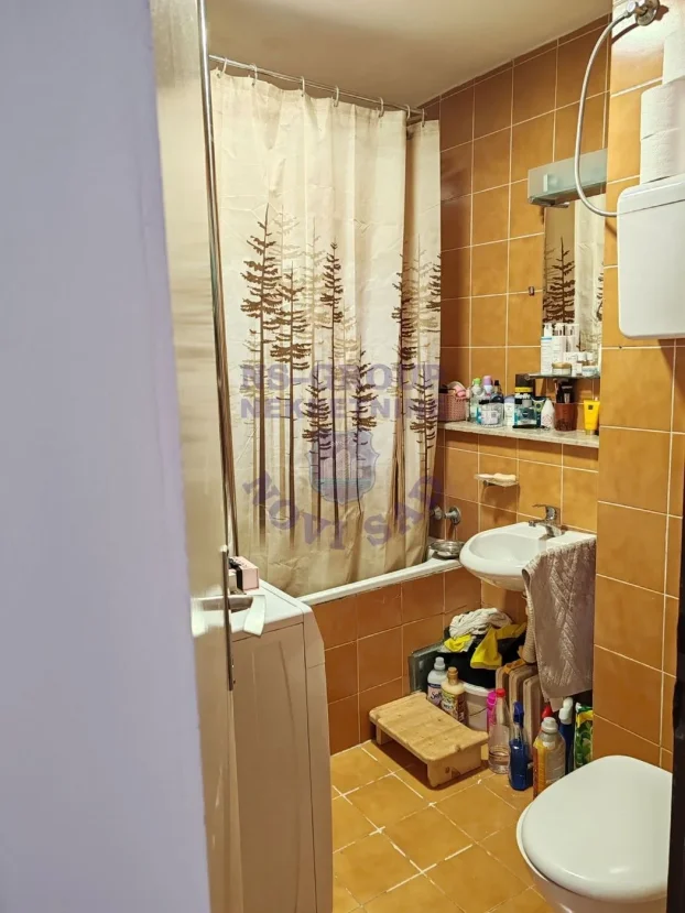 559447, Nova Detelinara, 3.0 trosoban, 74 m²