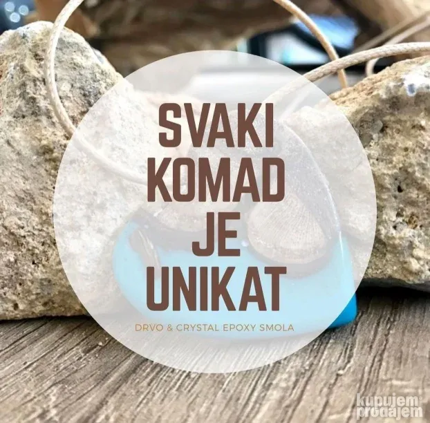 Parfemi, nakit i čempres - srce ogrlica