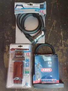FISCHER sajla, šine i Abus U brava  za biciklo