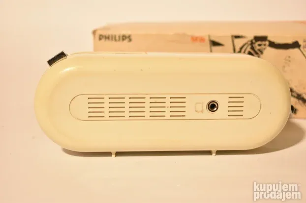 Philips 90 RL 136 vintage AM radio