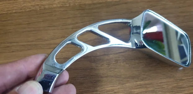 Retrovizor desni, hromiran za Harley-Davidson